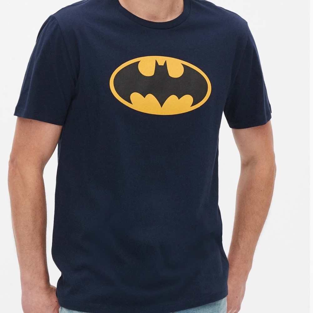 Gap Batman T-shirt (men’s S) (NWT)